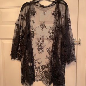 Black lace robe/kimono